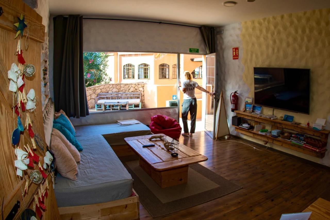 Wellenkind Surfschool Hostel ลาปาเรด ภายนอก รูปภาพ